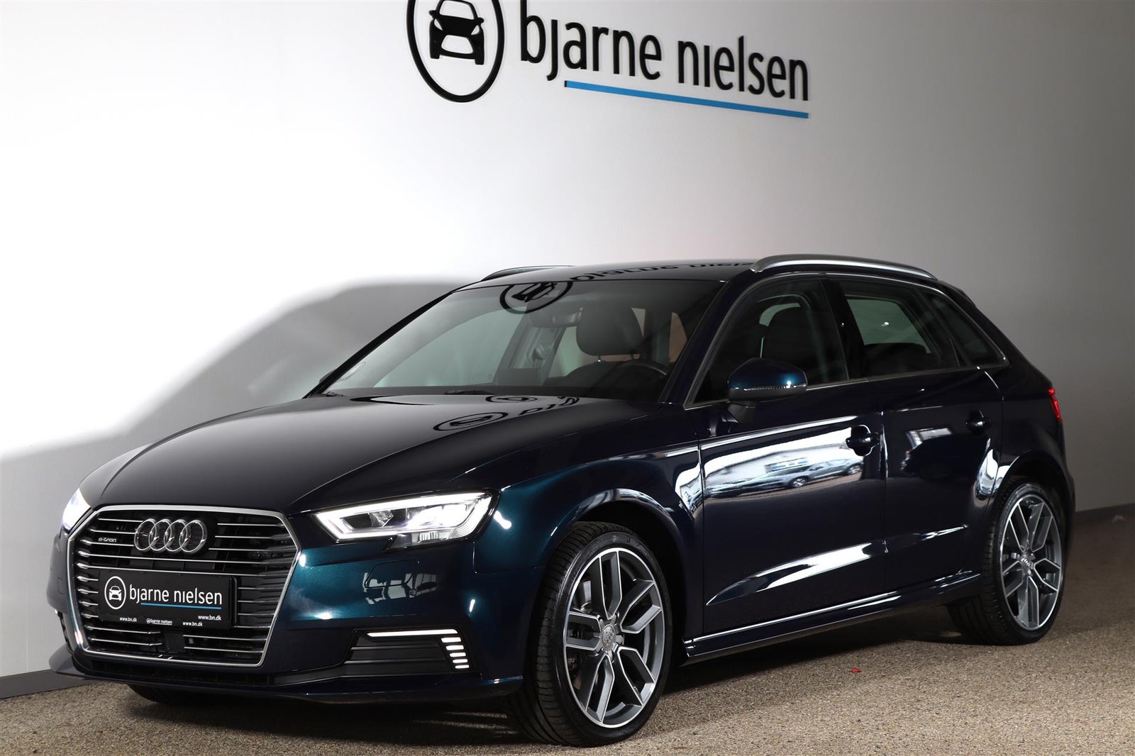 Audi A3 40 TFSi e Design Sportback S-tr. 5d