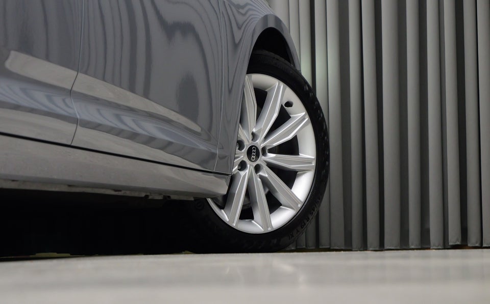 Audi A6 50 TFSi e Sport quattro S-tr. 4d