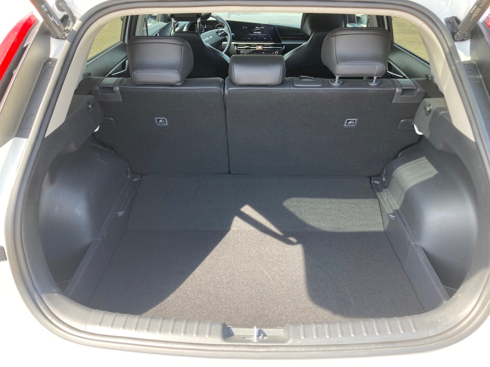 Kia Niro 64 EV Upgrade 5d