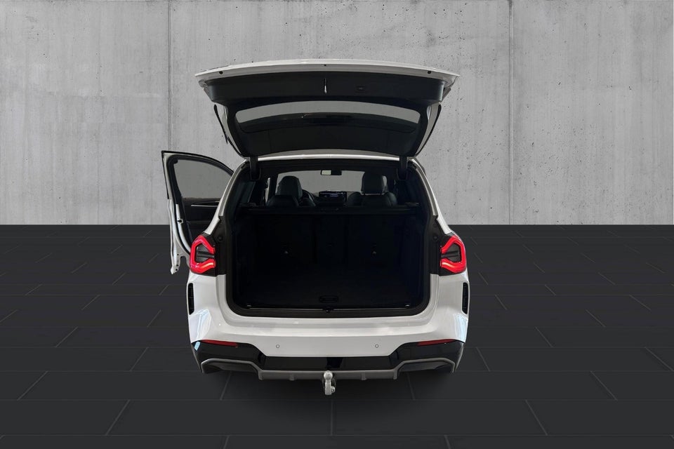 BMW iX3 Charged M-Sport 5d