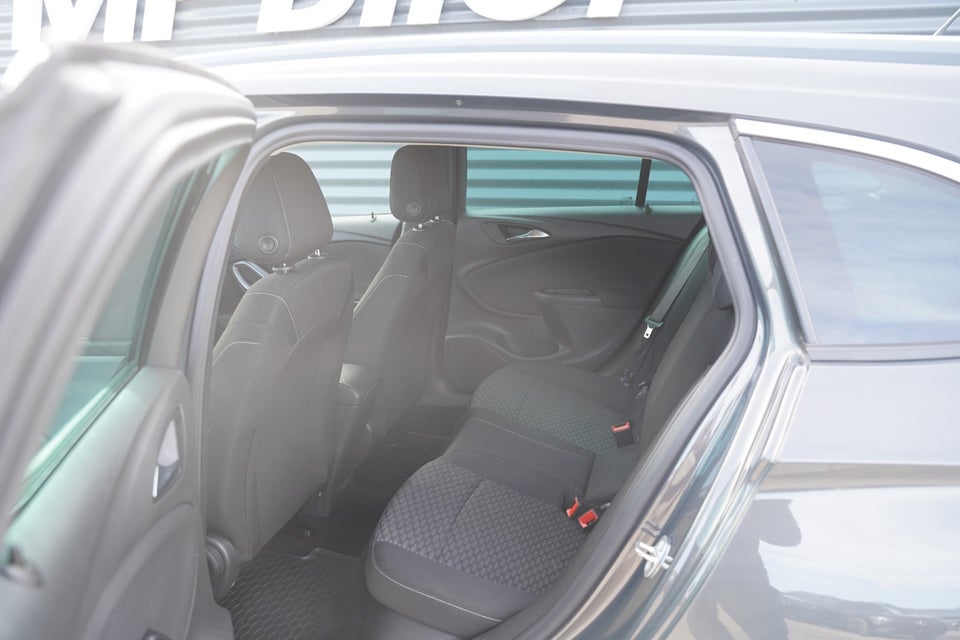 Opel Astra 1,0 T 105 Enjoy Sports Tourer 5d