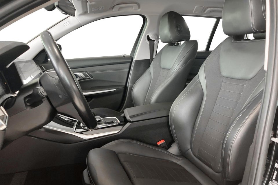 BMW 330e 2,0 Touring Sport Line aut. 5d