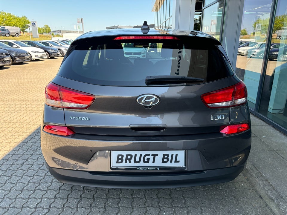 Hyundai i30 1,0 T-GDi Premium 5d