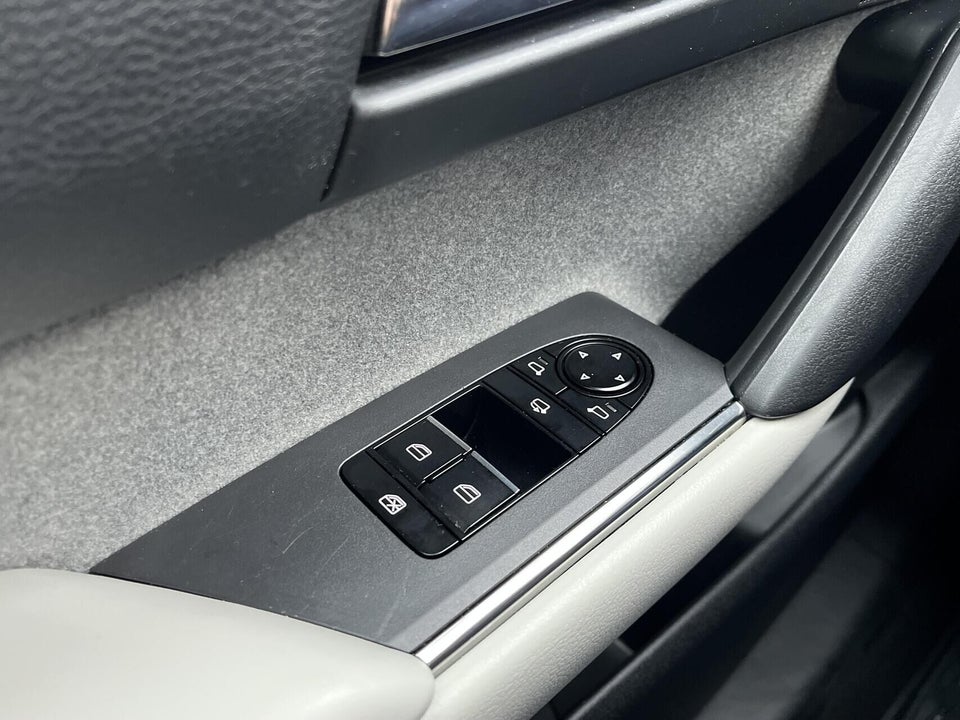 Mazda MX-30 e-SkyActiv SkyPlus 5d