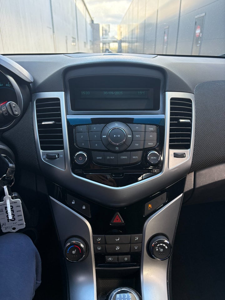 Chevrolet Cruze 1,8 LT 5d