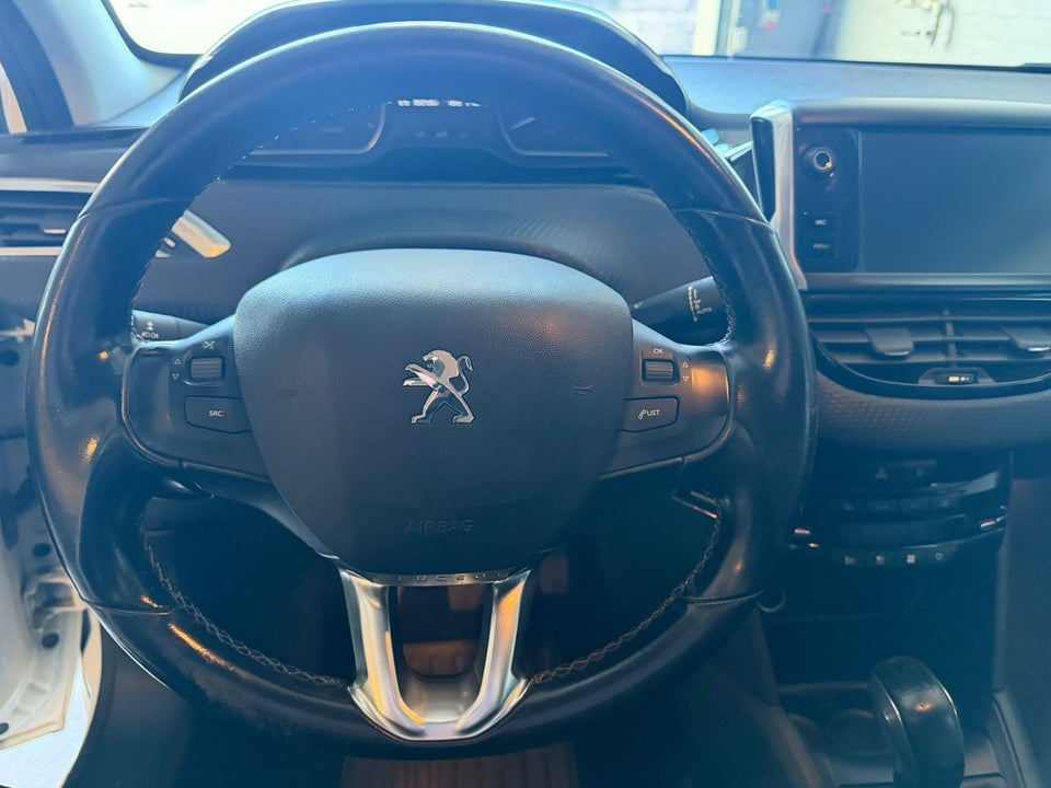 Peugeot 208 1,6 BlueHDi 100 Allure 5d