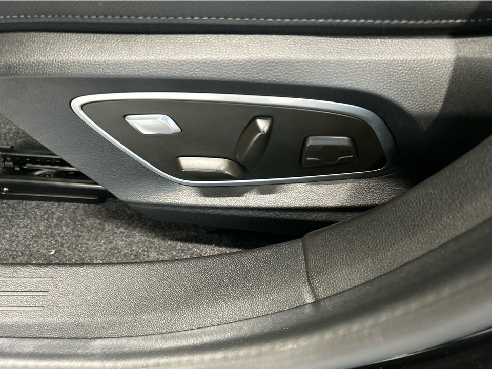 Renault Megane E-Tech 60 Iconic 5d