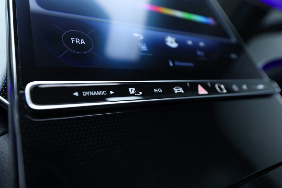 Mercedes EQE300 AMG Line 4d