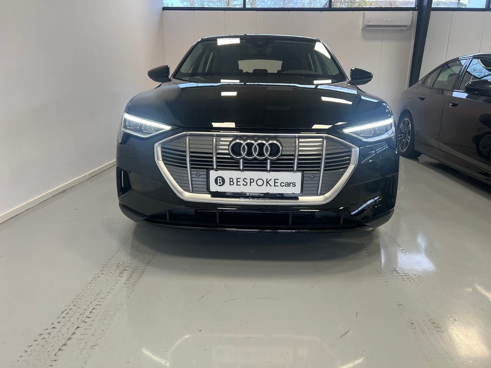 Audi e-tron 55 quattro 5d