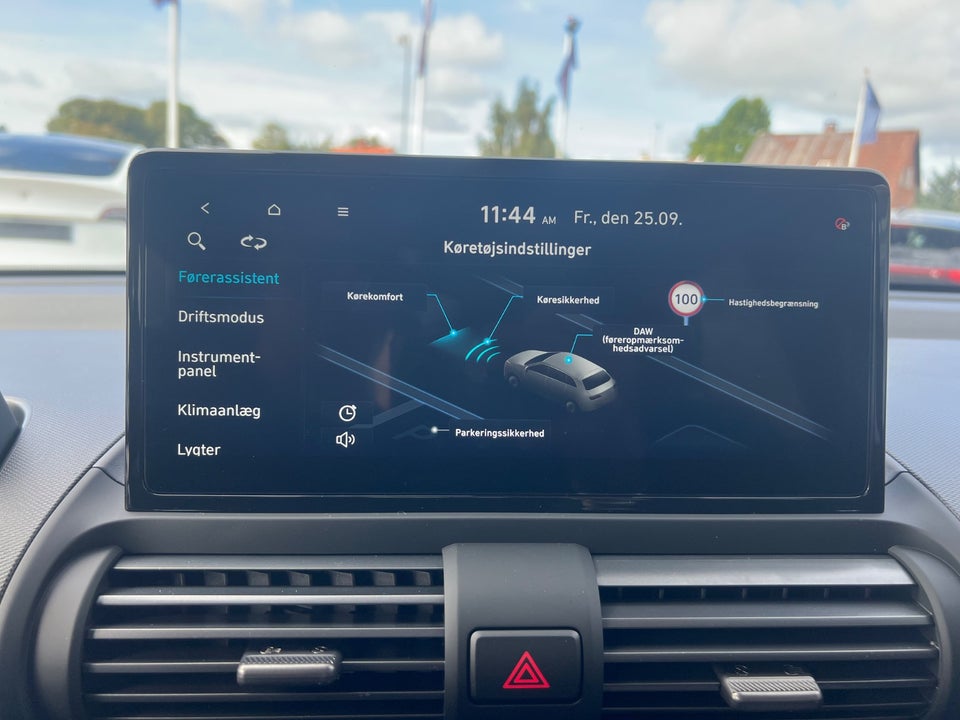 Hyundai Inster 49 Pixel 5d