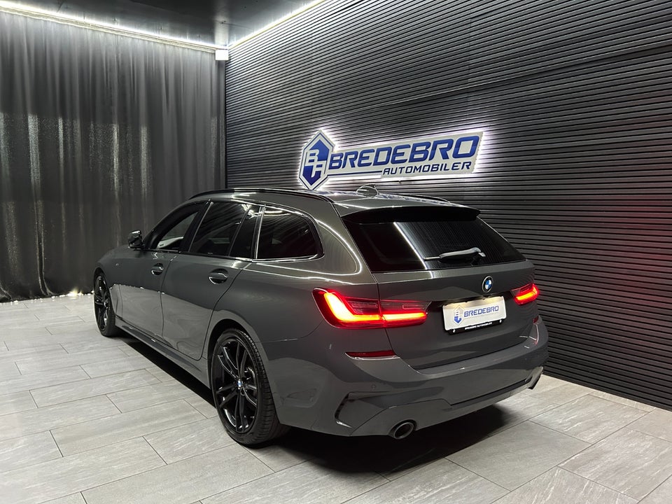 BMW 330d 3,0 Touring M-Sport xDrive aut. 5d