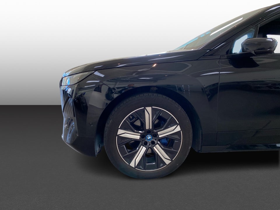 BMW iX xDrive40 Fully Charged 5d