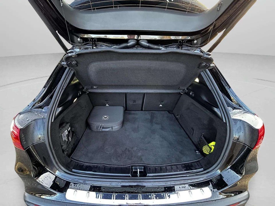 Mercedes EQA250+ AMG Edition 5d