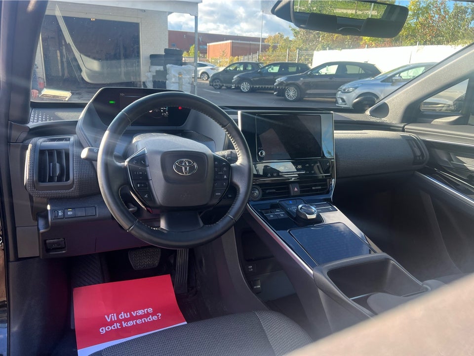 Toyota bZ4X Essential 5d