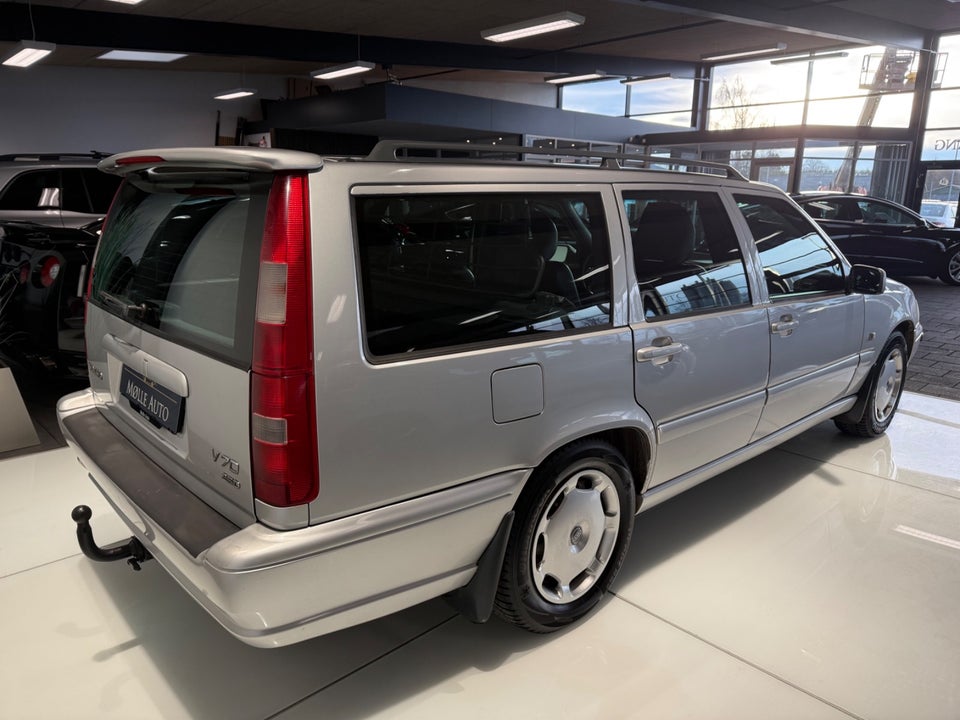 Volvo V70 2,4 5d