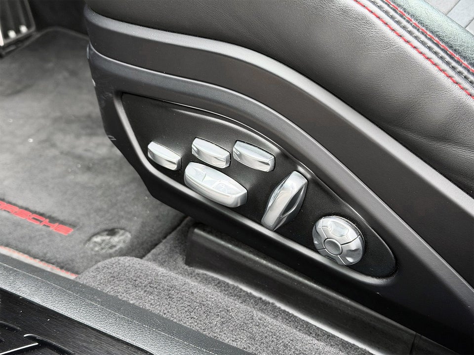 Porsche Panamera GTS 4,0 Sport Turismo PDK 5d