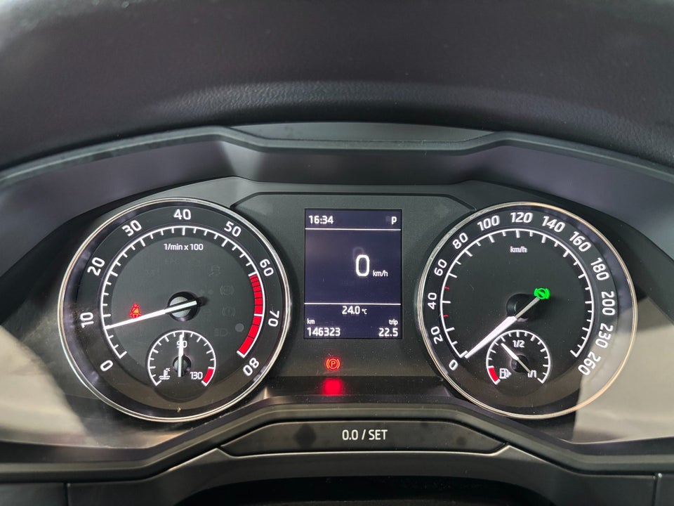 Skoda Superb 1,4 TSi 150 Active Combi DSG 5d