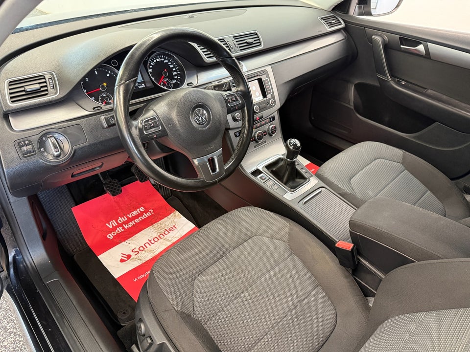 VW Passat 2,0 TDi 140 Comfortline Variant BMT 5d