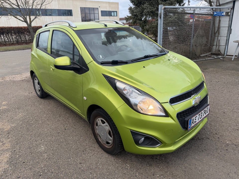Chevrolet Spark 1,0 LT 5d