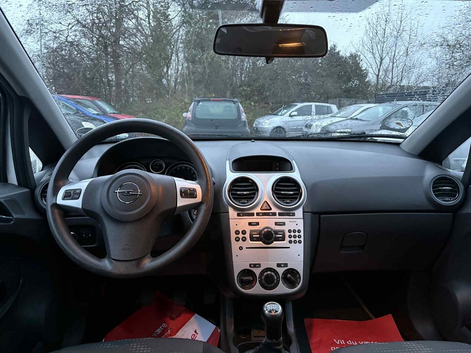 Opel Corsa 1,0 12V Enjoy 5d