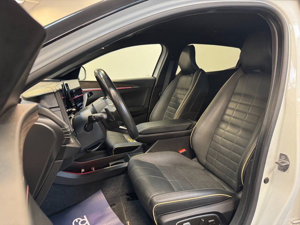 Renault Megane E-Tech 60 Iconic 5d