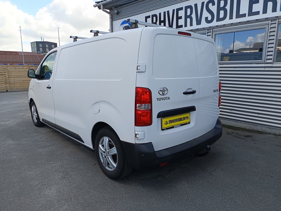 Toyota ProAce 1,6 D 115 Medium Comfort 5d