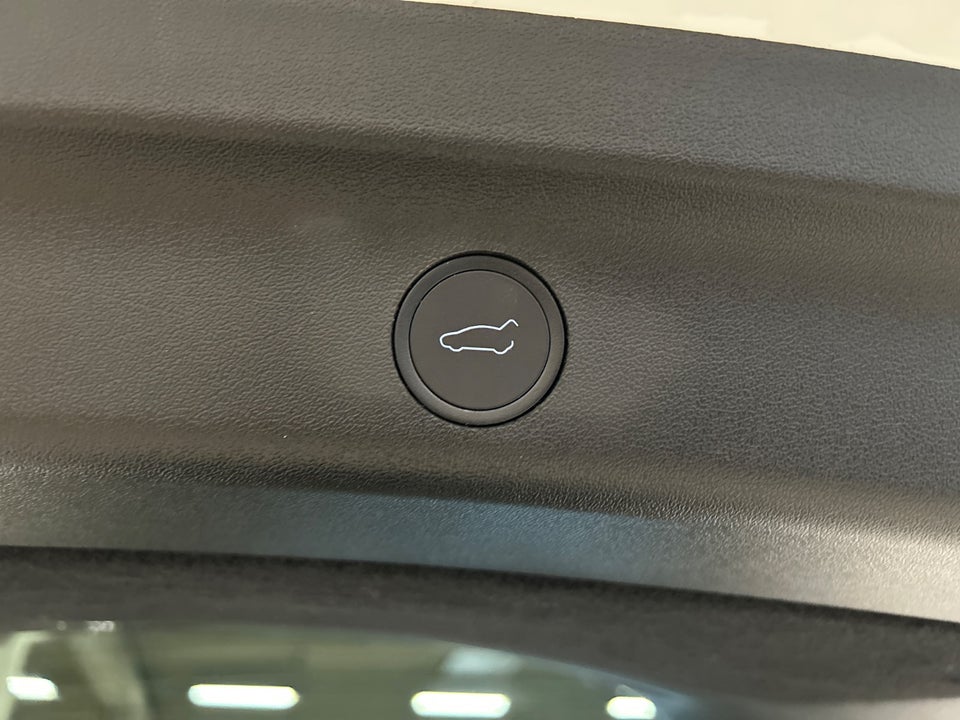 Tesla Model Y Performance AWD 5d