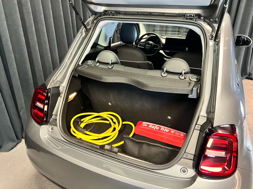 Fiat 500e 42 Icon 3d