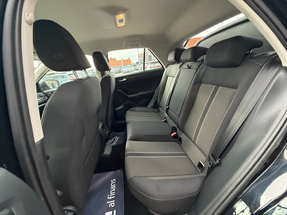 VW T-Roc 1,0 TSi 115 Style 5d