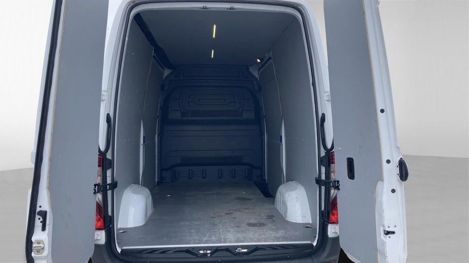 Mercedes Sprinter 317 2,0 CDi A2 Kassevogn aut. RWD