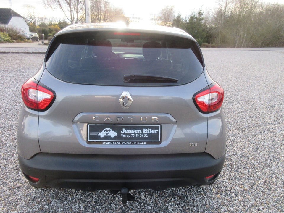 Renault Captur 0,9 TCe 90 Expression 5d