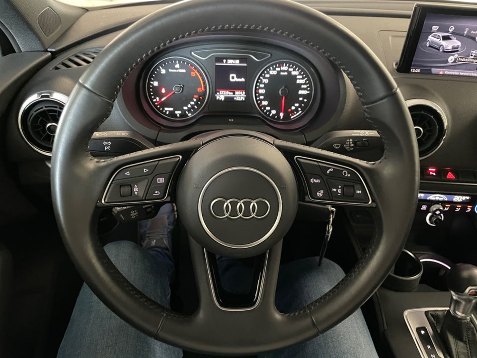 Audi A3 35 TDi Sport Limited Sportback S-tr. 5d