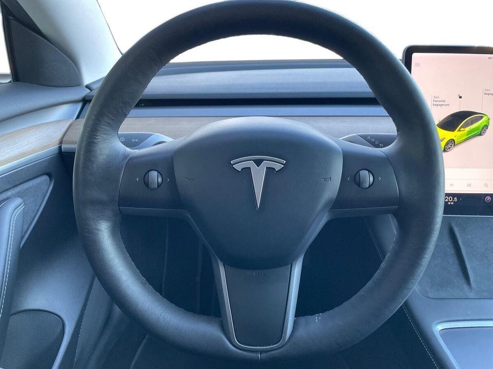 Tesla Model 3 Long Range AWD 4d