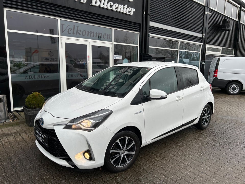 Toyota Yaris 1,5 Hybrid H3 e-CVT Van 5d