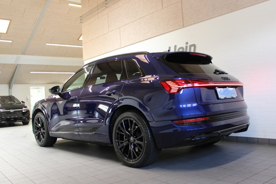 Audi e-tron 55 S-line quattro 5d