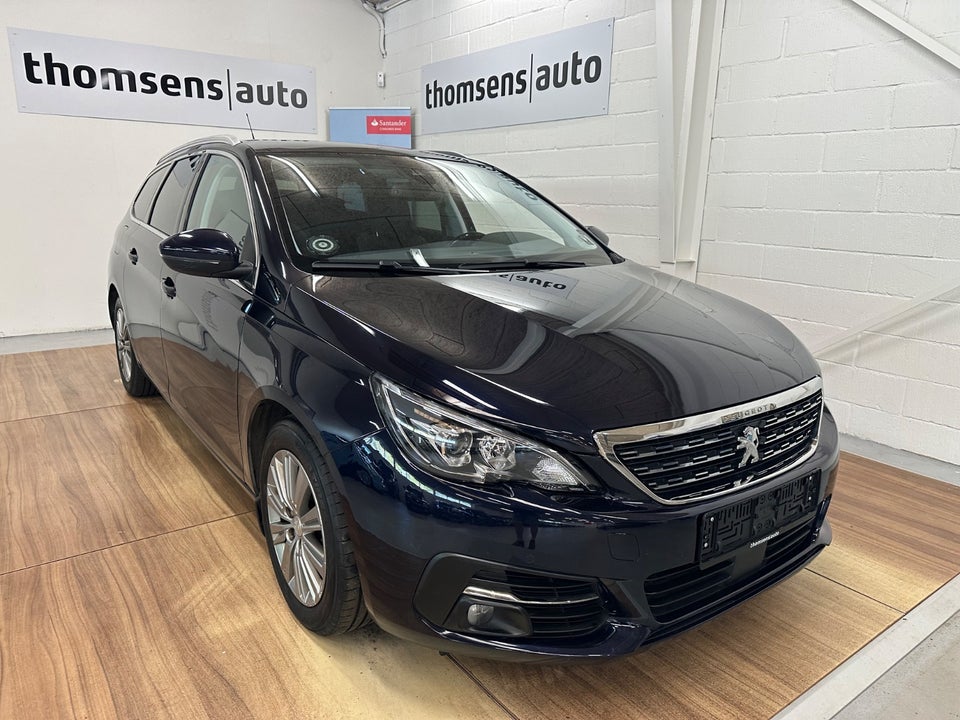 Peugeot 308 1,5 BlueHDi 130 Allure+ Sky SW 5d
