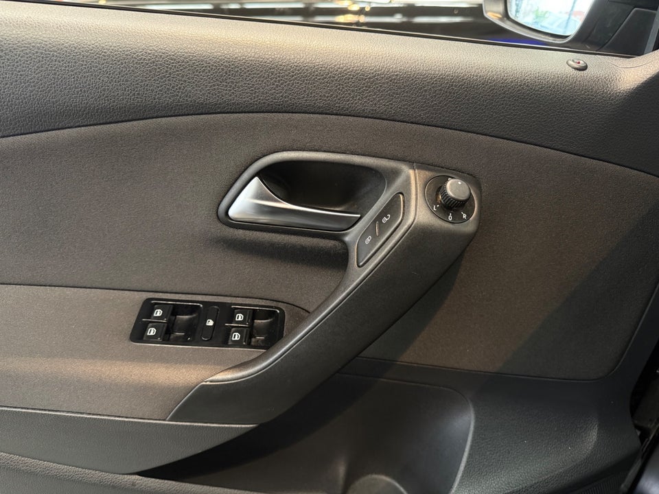 VW Polo 1,6 TDi 90 Comfortline BMT 5d