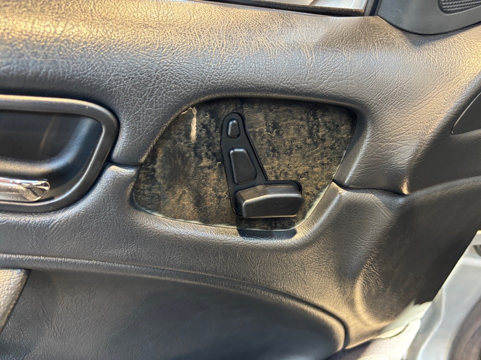 Mercedes CLK200 2,0 Kompressor Avantgarde Cabriolet 2d