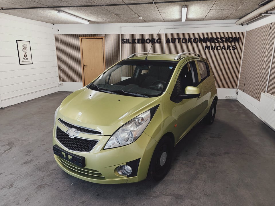 Chevrolet Spark 1,0 LS 5d