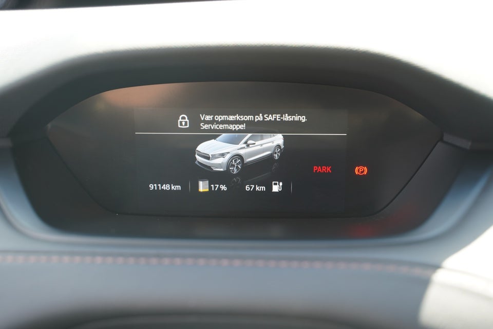 Skoda Enyaq 80x iV ecoSuite 5d