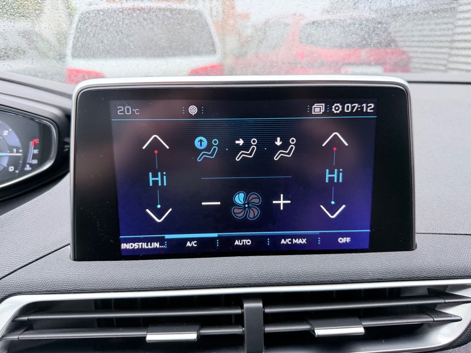Peugeot 5008 1,5 BlueHDi 130 Allure 7prs 5d