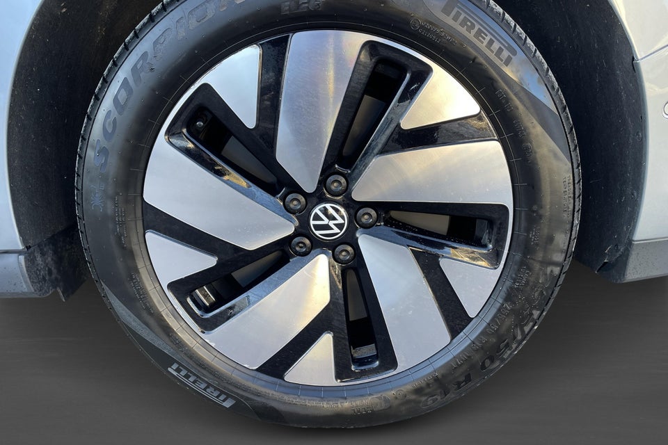 VW ID.Buzz 86 Pro 7prs LWB 5d