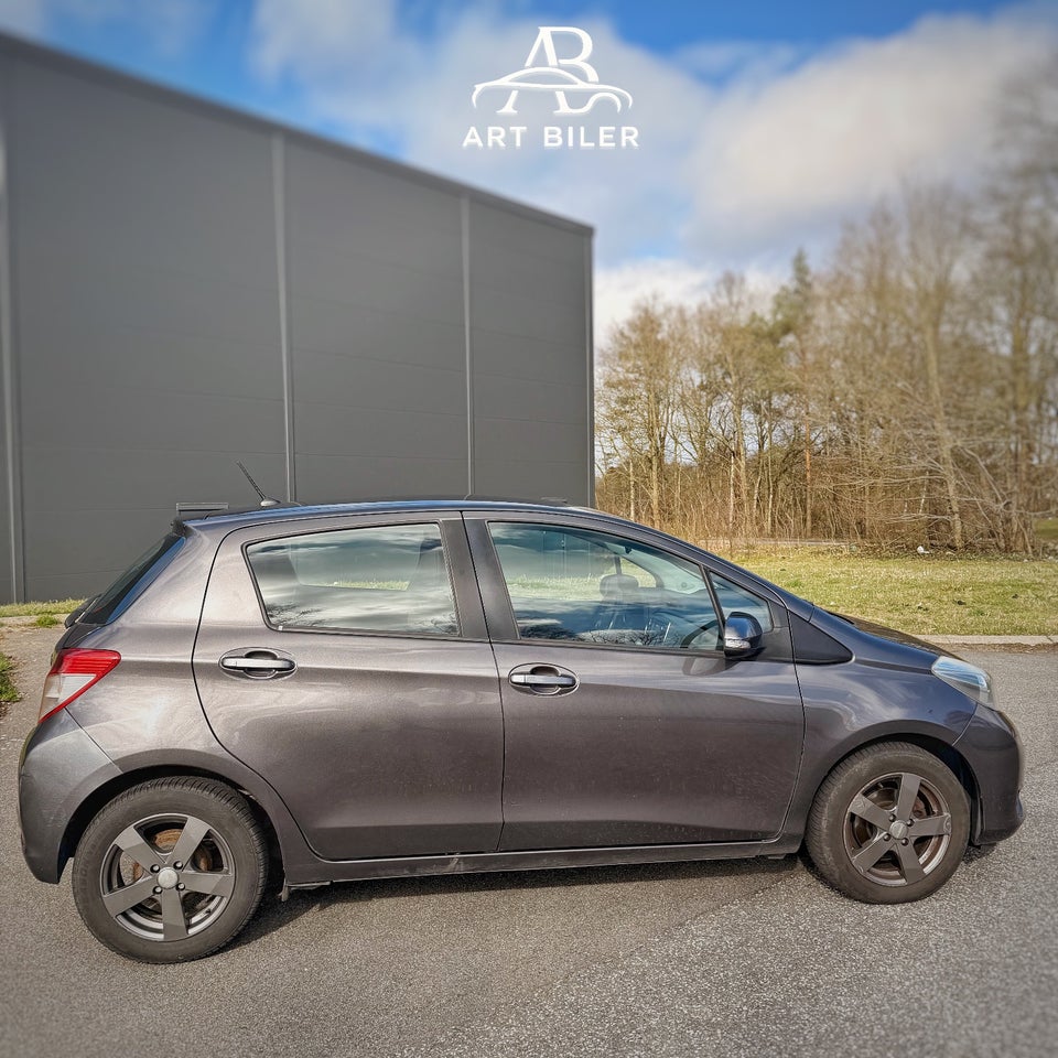 Toyota Yaris 1,3 VVT-i T2 Touch 5d