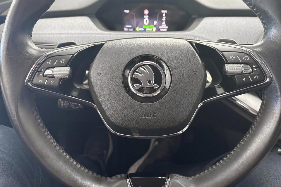 Skoda Enyaq 80 iV Loft 5d