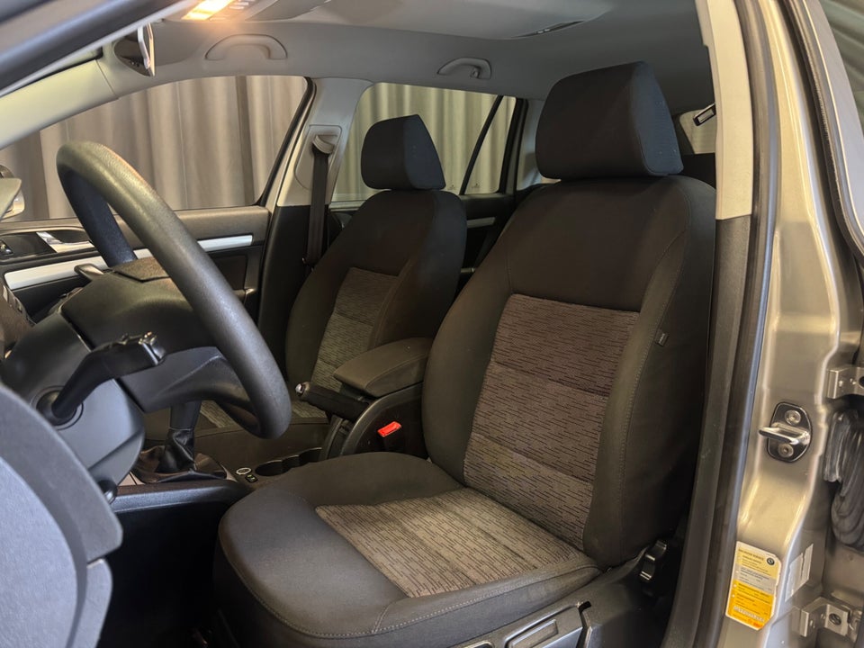 Skoda Octavia 2,0 TDi Ambiente Combi 5d