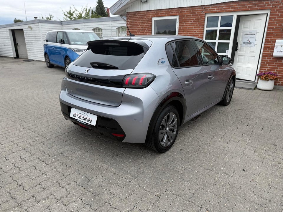 Peugeot e-208 50 Allure 5d