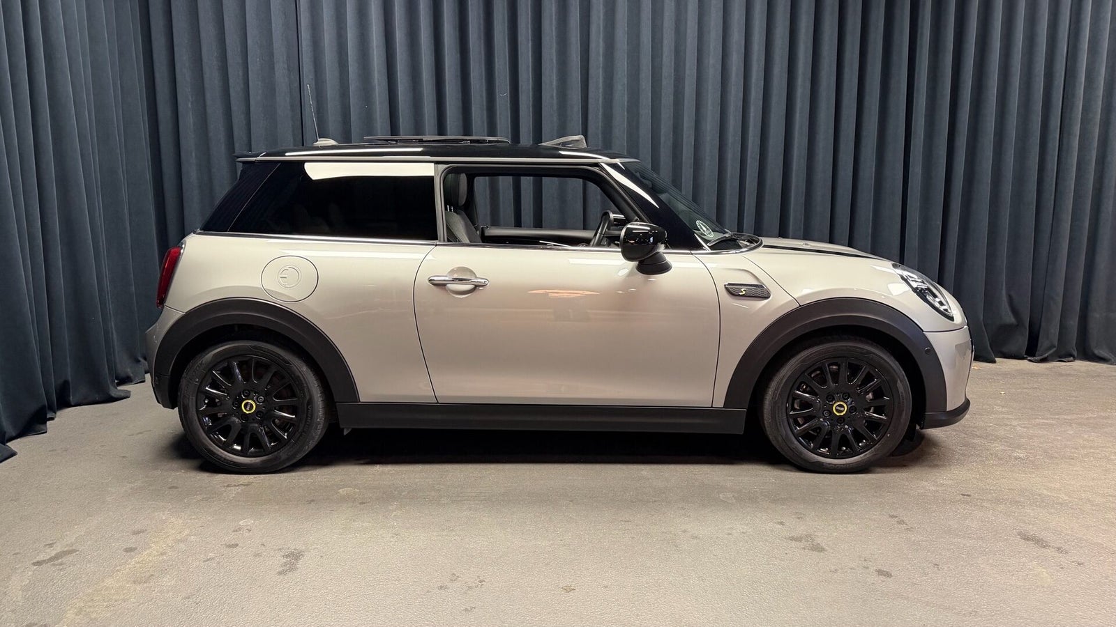 MINI Cooper SE Edition Premium Plus 3d