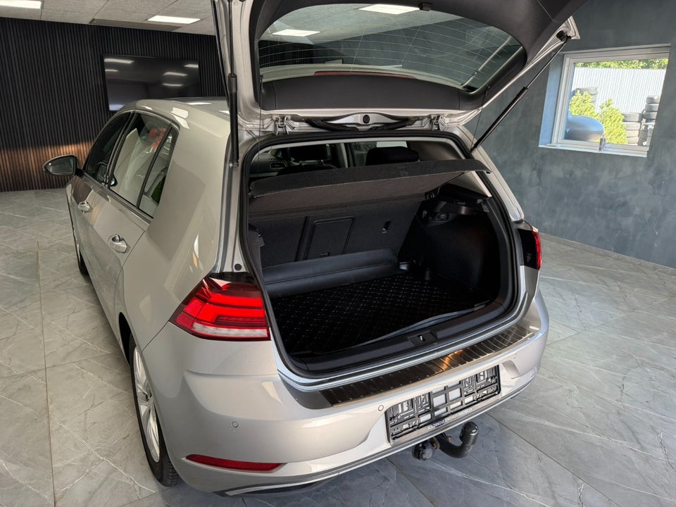 VW Golf VII 1,5 TSi 130 Comfortline Connect DSG 5d