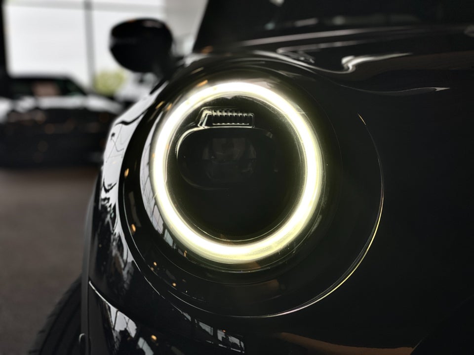 MINI Cooper SE Yours Trim 3d