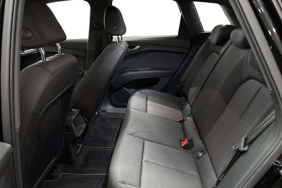 Audi Q4 e-tron 45 Progress 5d